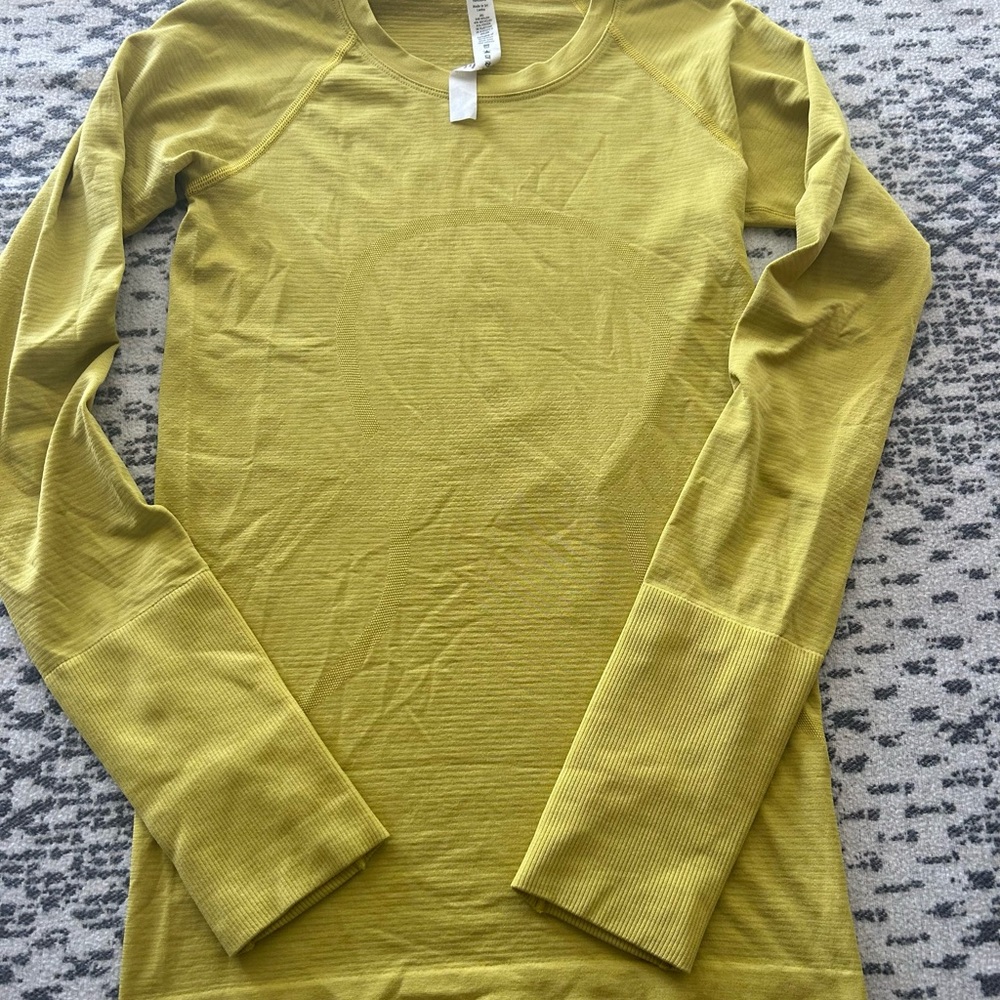 Lululemon swiftly tech long sleeve grape leaf